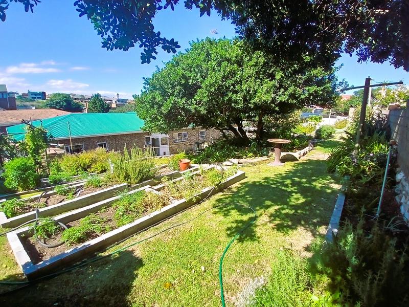 3 Bedroom Property for Sale in Stilbaai Wes Western Cape
